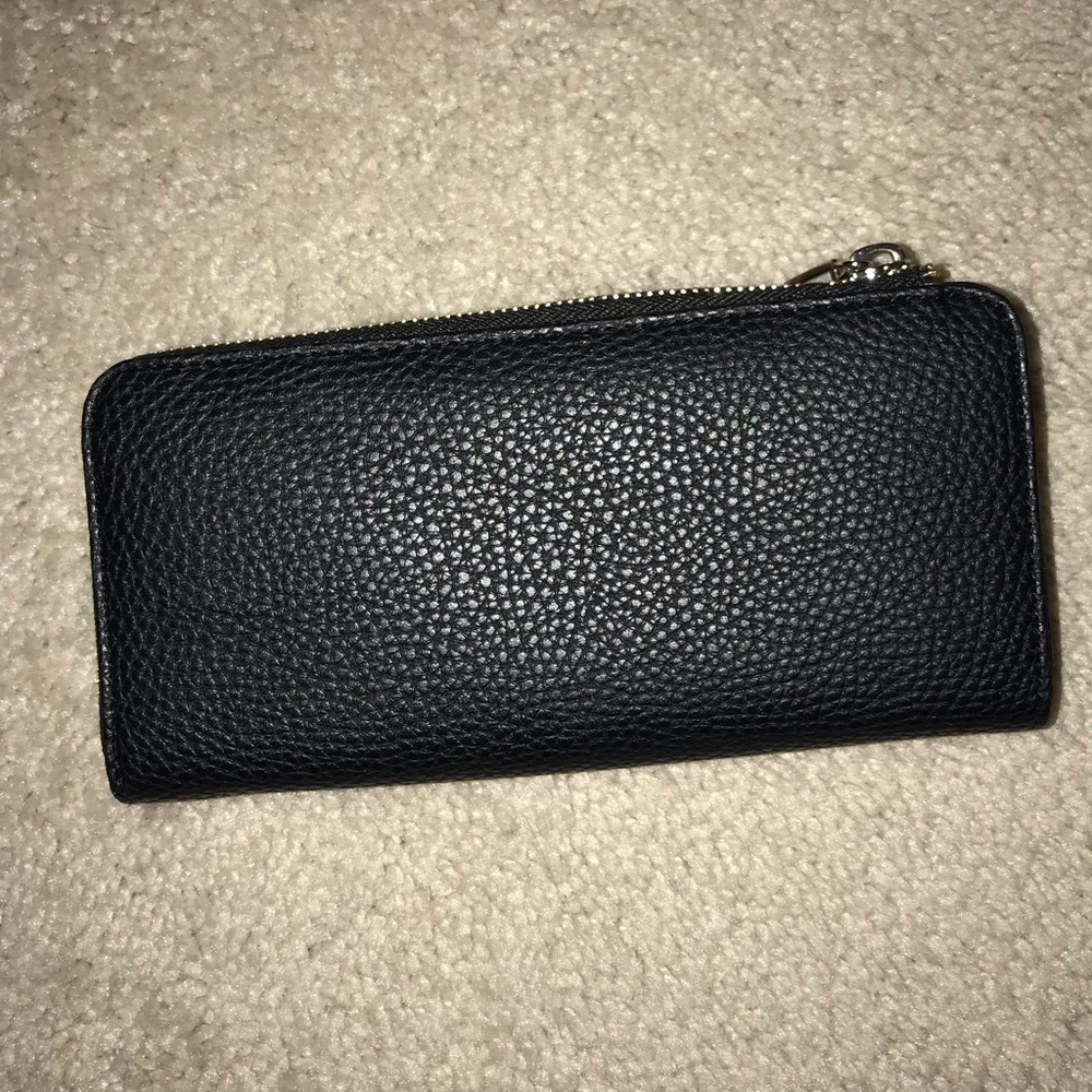 Guess wallet - Picture 2 of 3